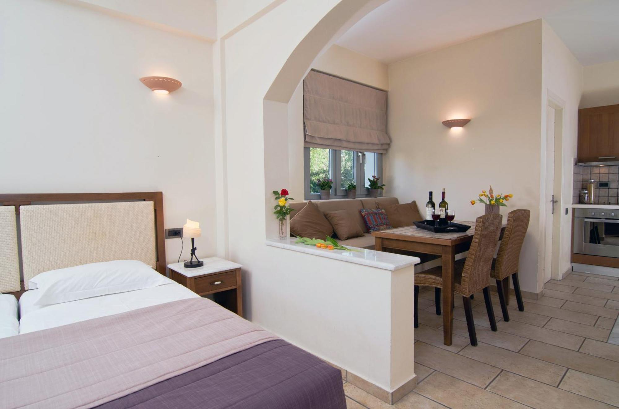 Harmony Hotel Apartments Selianitika Bagian luar foto